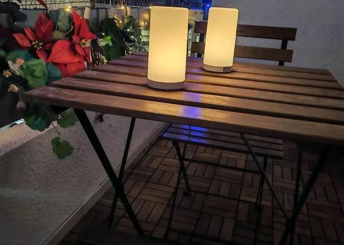 Work & Chill - Stylish Studio, Ergonomic Office Setup Apartamento